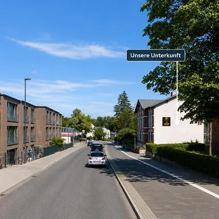 Schusterkrug Holtenau Naehe Foerde & Nord-ostsee-kanal